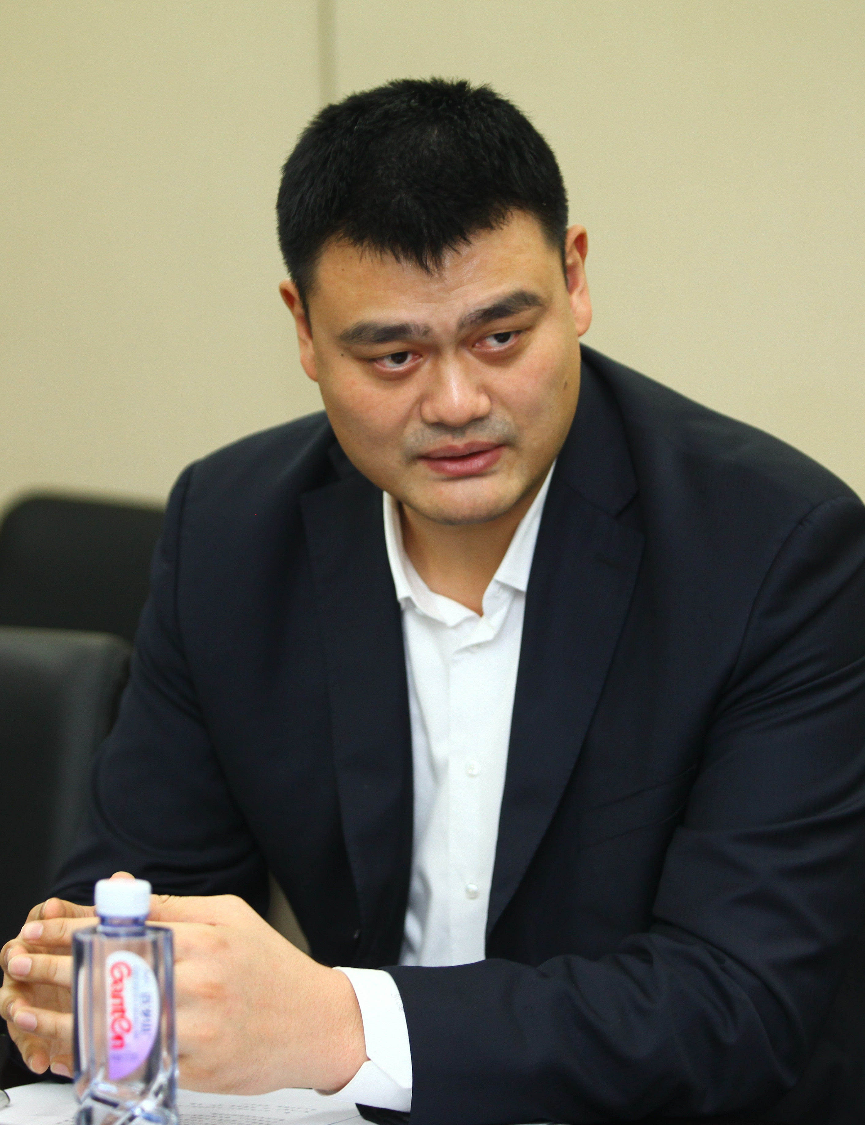 抱歉