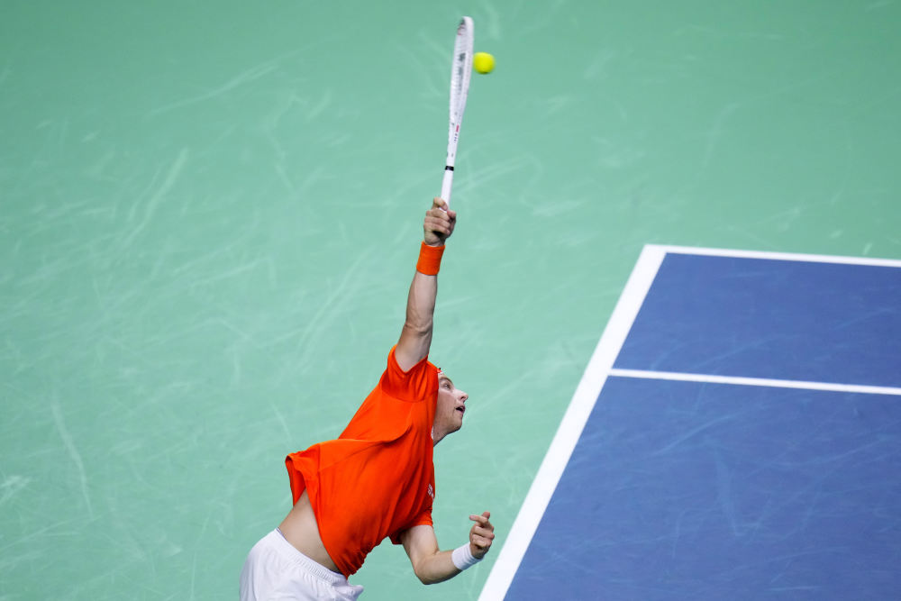 斯的表现无 斯的表现无