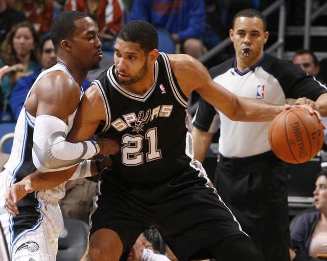 努力追赶的 努力追赶的